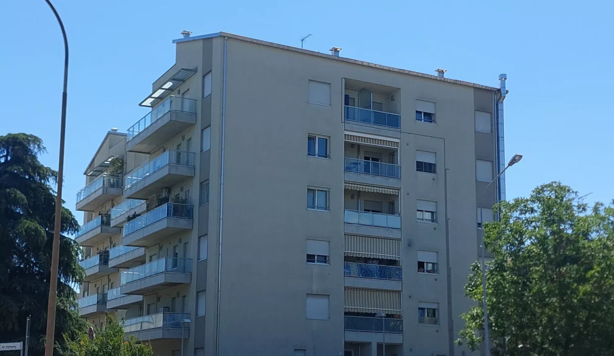 Via G. di Vittorio 9, 9_A_4